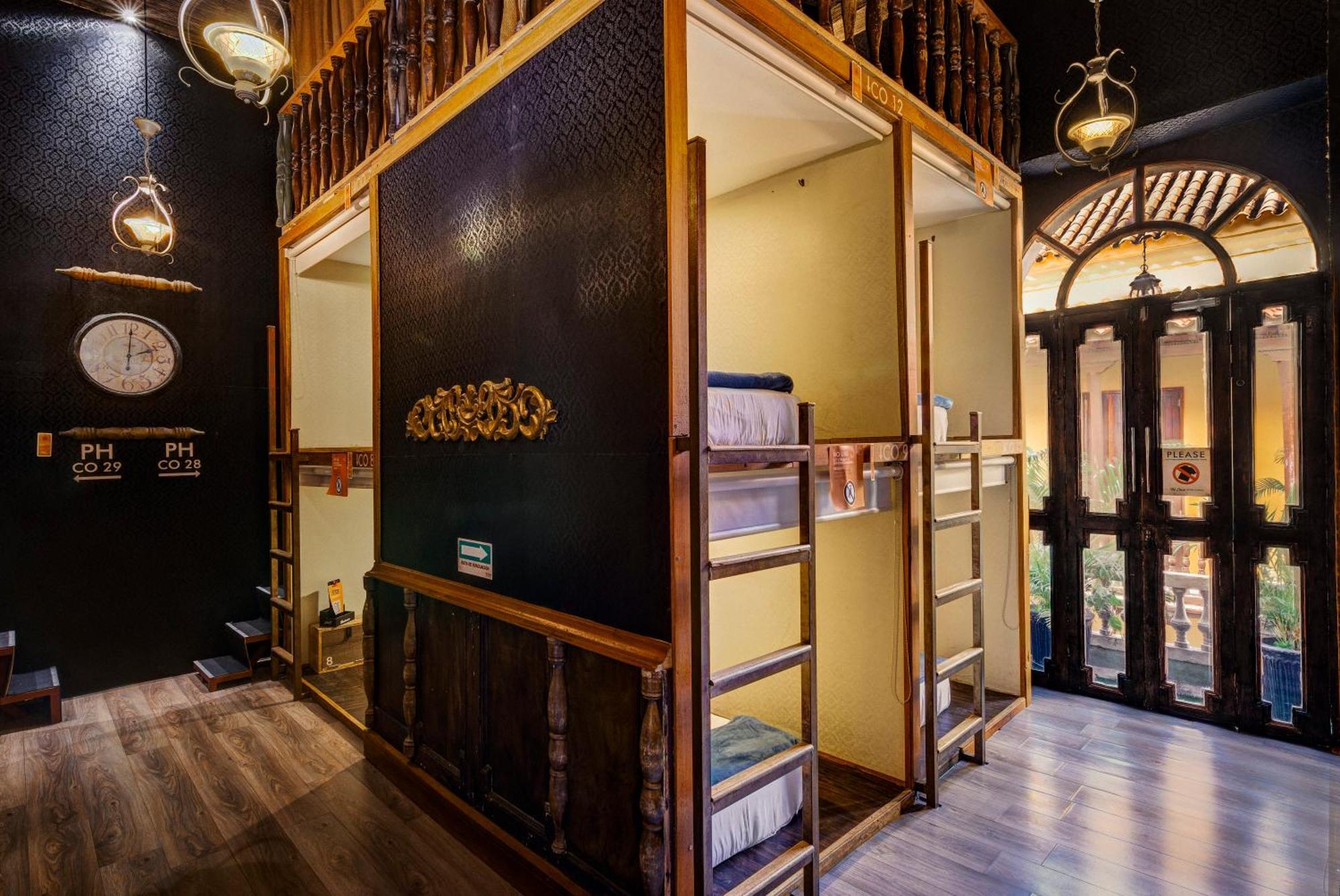 The Clock Hostel & Suites Cartagena Екстериор снимка